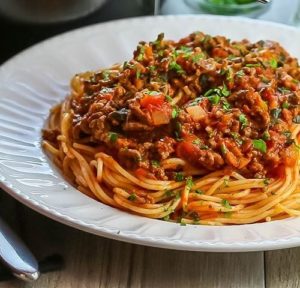 how to prepare spaghetti bolognese